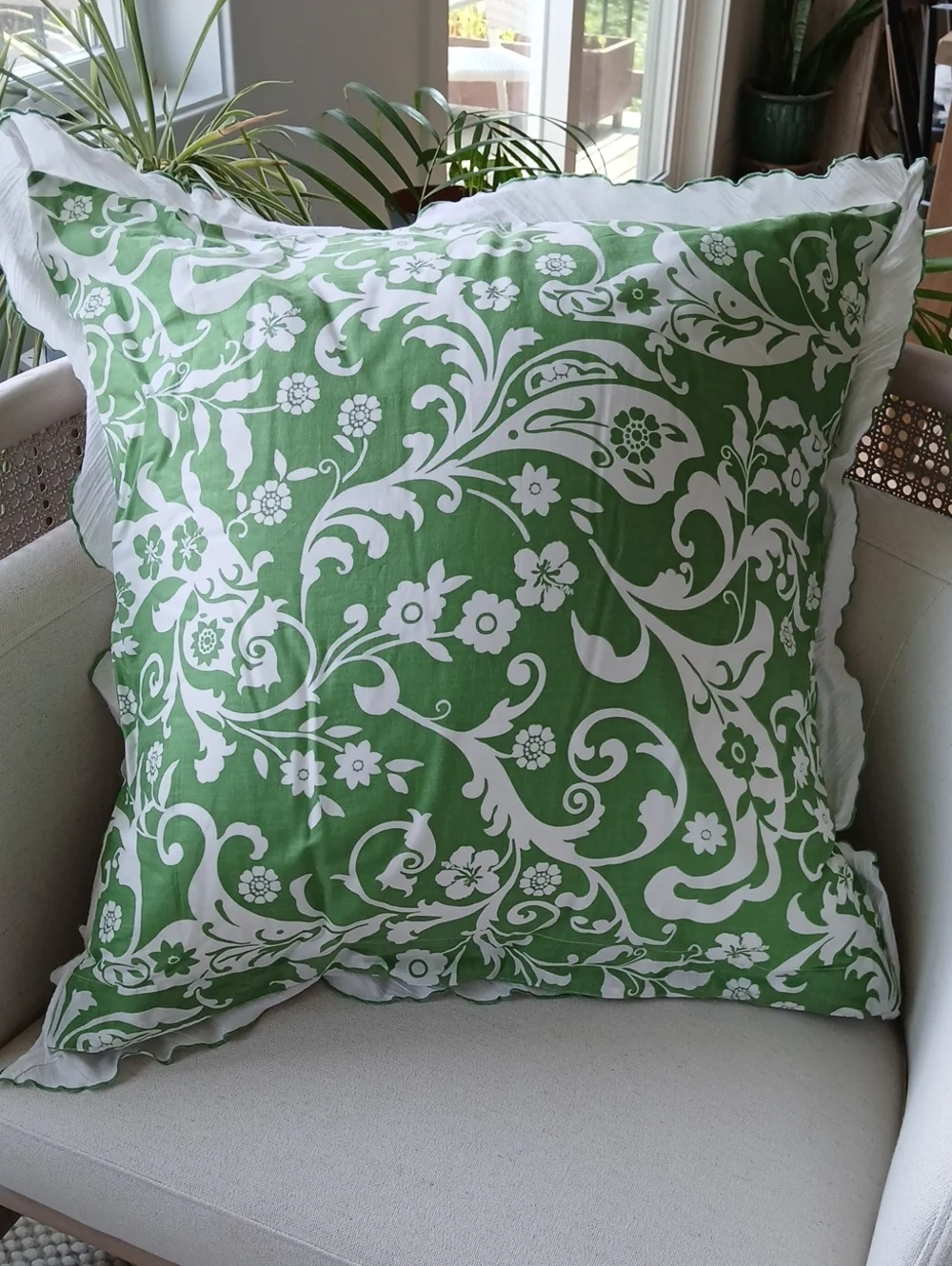 Floral Pillow Green White Ruffled Candies Euro 26